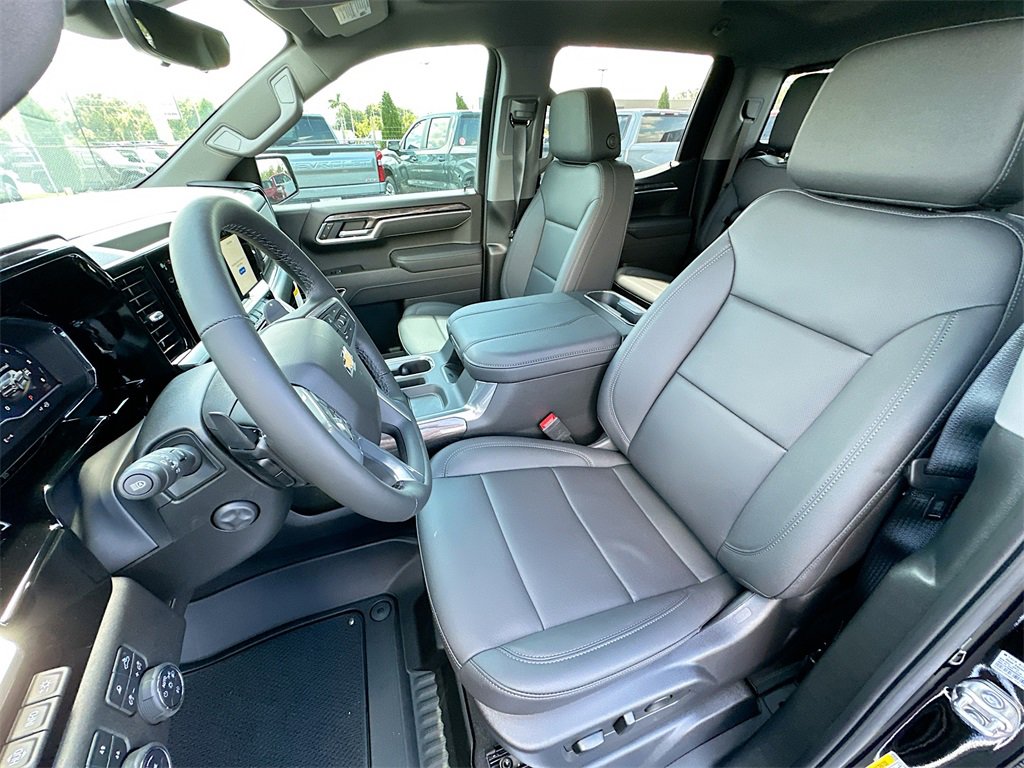 New 2025 Chevrolet Silverado 1500 LTZ w/ Technology Package image 15