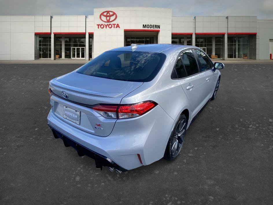 Used 2025 Toyota Corolla SE image 5