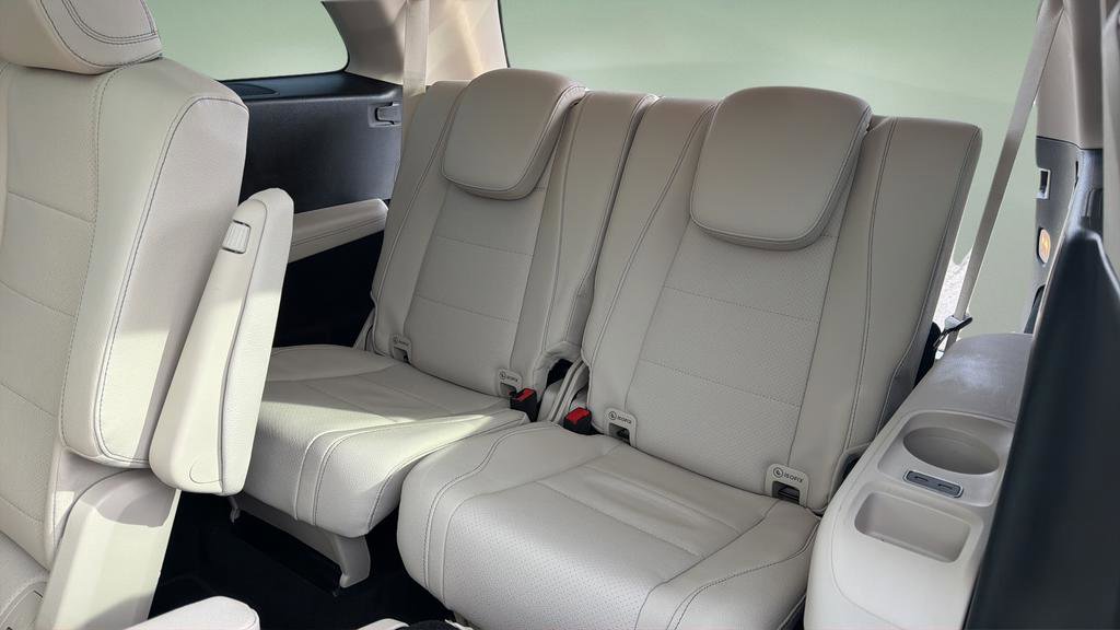 Used 2024 Mercedes-Benz GLS 450 4MATIC image 20