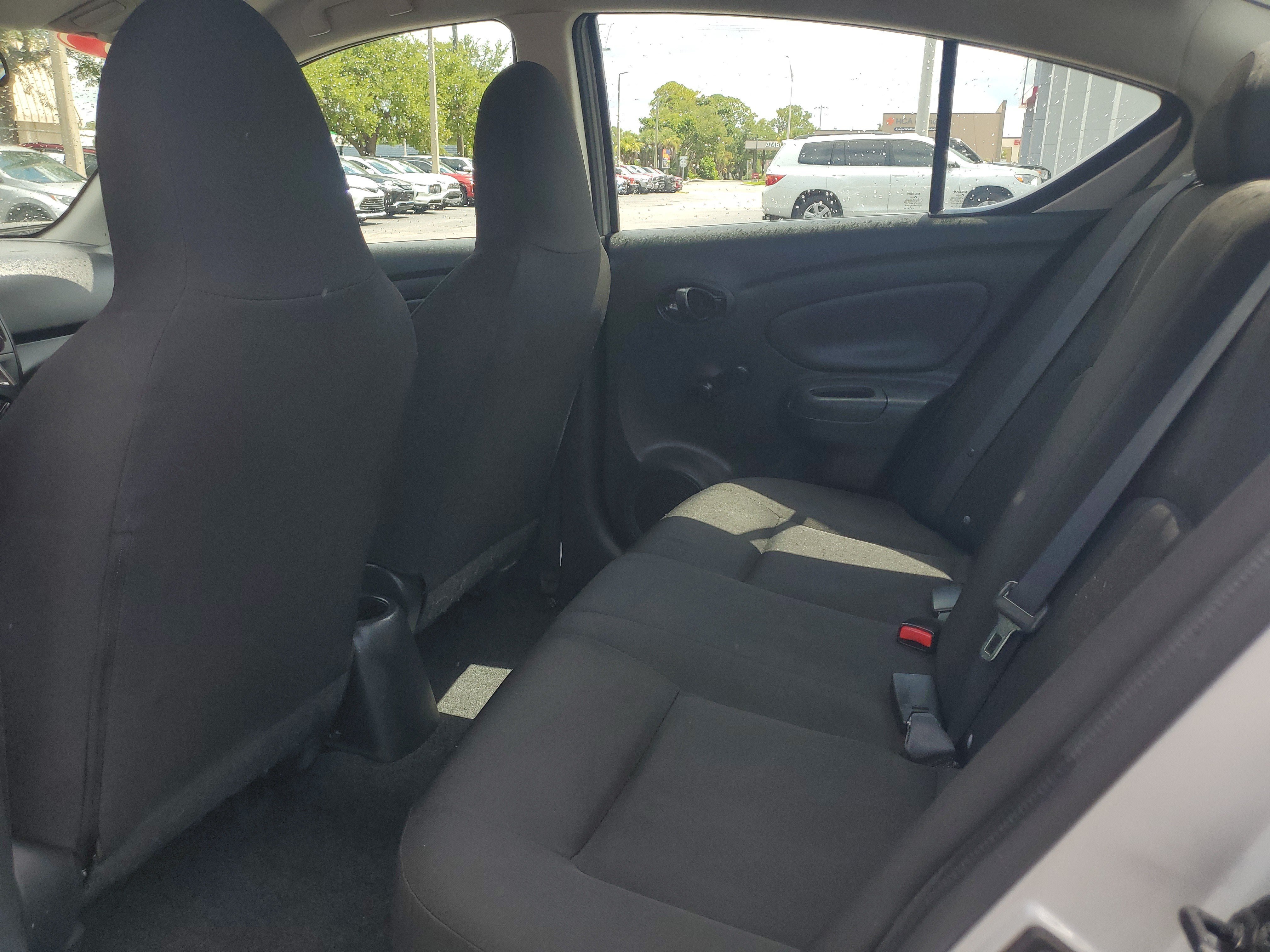 Used 2016 Nissan Versa S Plus FWD image 12