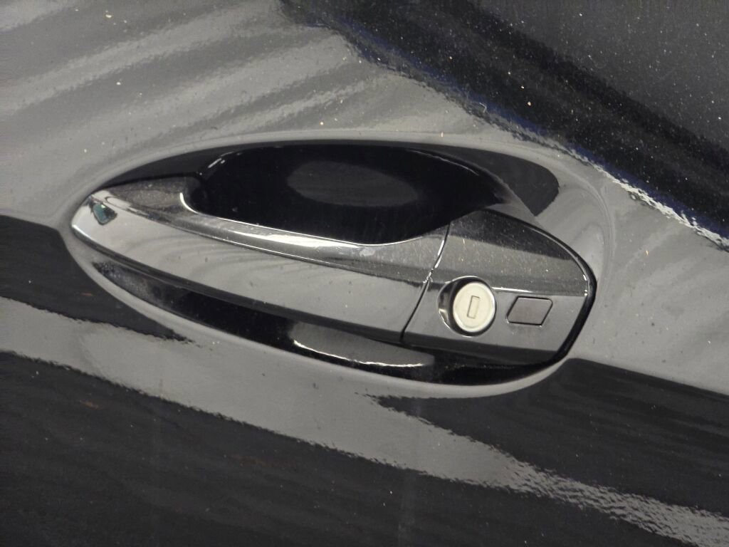 Used 2014 Mercedes-Benz E 350 Cabriolet image 28