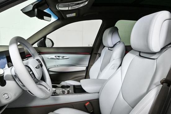 New 2026 Genesis GV70 2.5T Advanced image 14