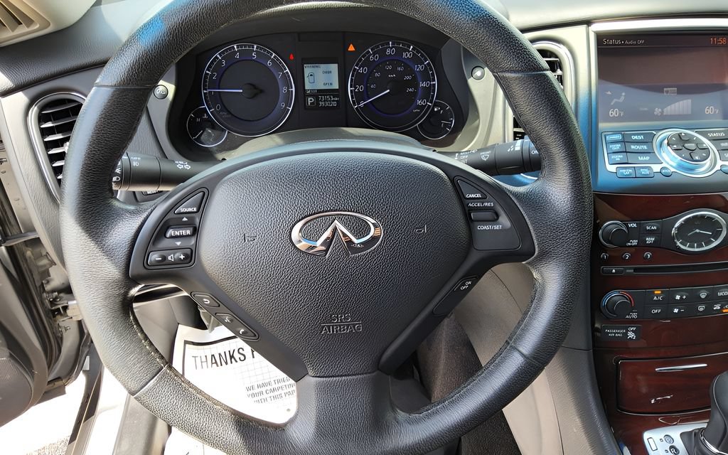 Used 2016 INFINITI QX50 2WD w/ Premium Plus Package image 17