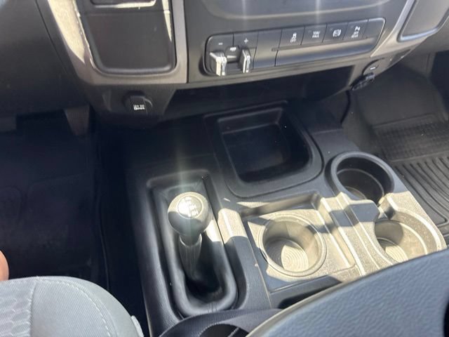 Used 2016 RAM 3500 Tradesman w/ Chrome Appearance Group AWD/4WD image 21