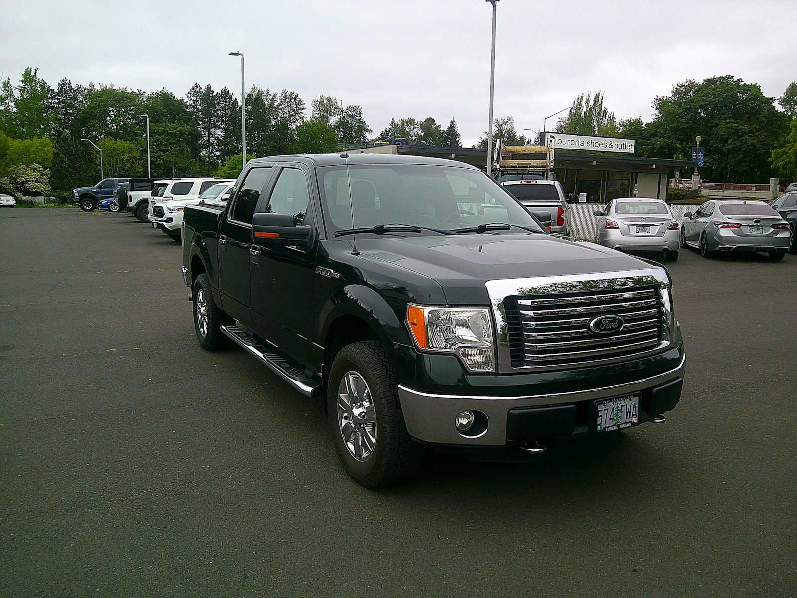 Used 2012 Ford F150 XLT w/ XLT Chrome Pkg AWD/4WD image 7