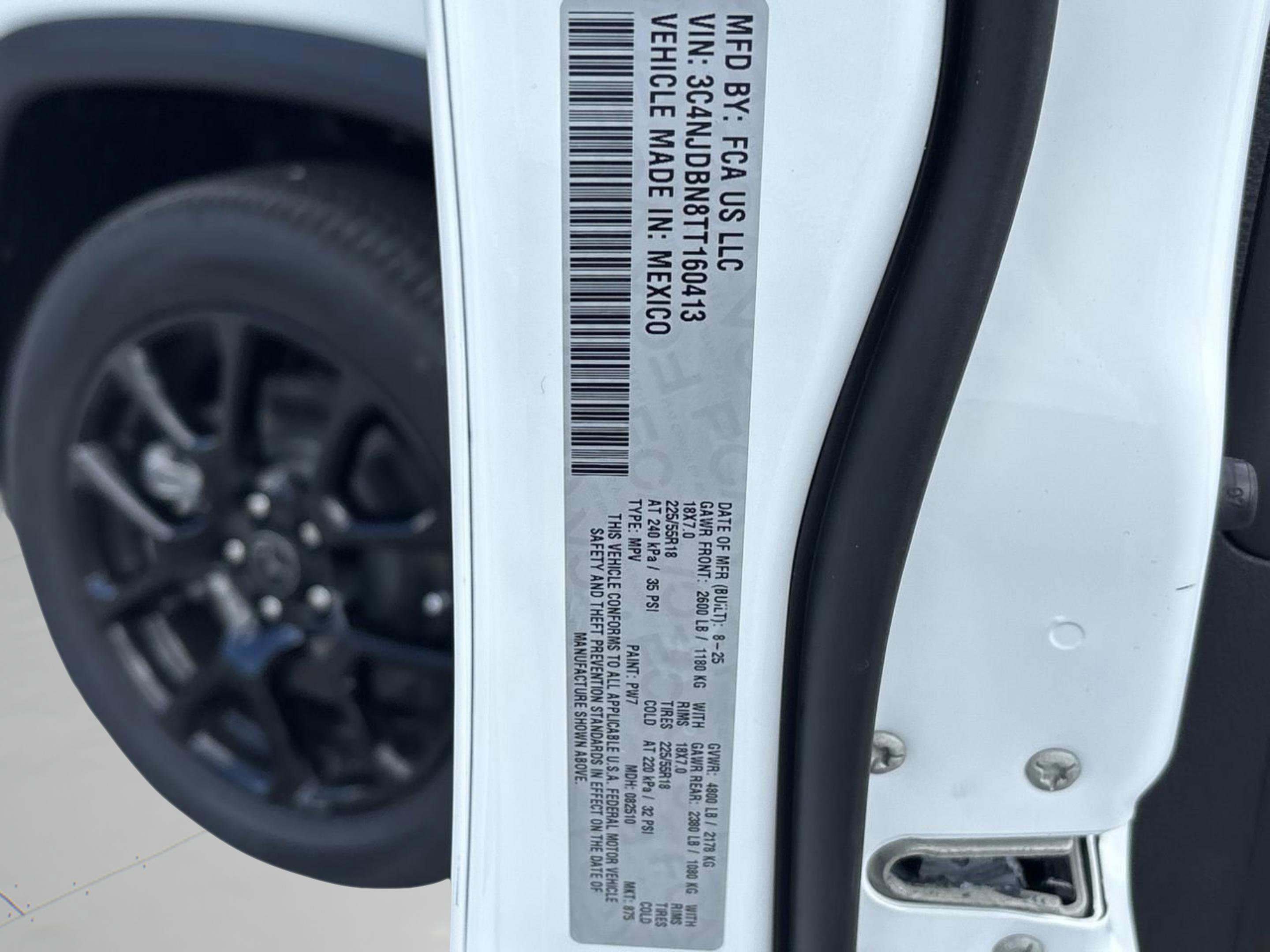 New 2026 Jeep Compass Latitude image 30