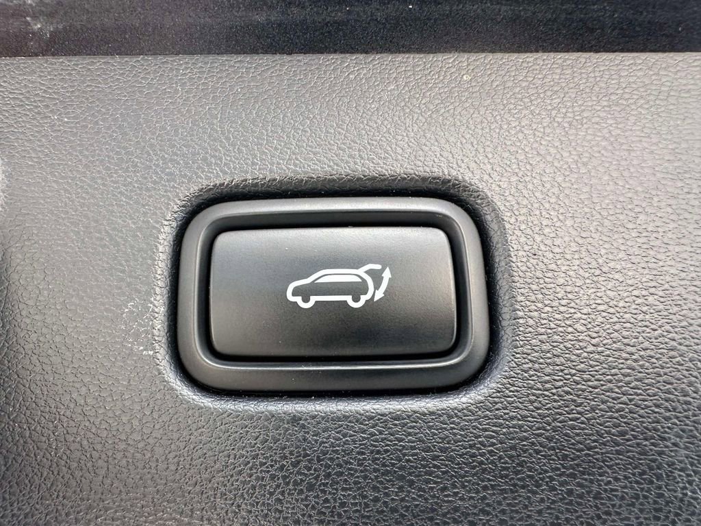 Certified 2023 Hyundai Tucson Limited image 11