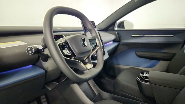 New 2026 Volvo EX30 Plus w/ Climate Package AWD/4WD image 10