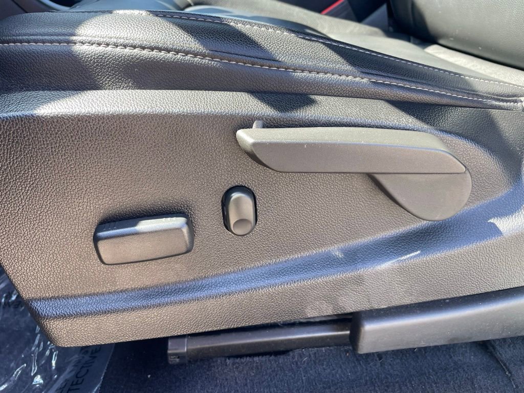 Used 2019 Chevrolet Colorado Z71 image 23