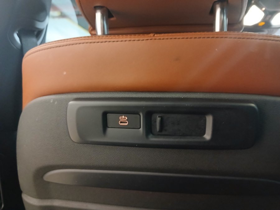 Used 2023 BMW X5 M50i w/ Executive Package AWD/4WD image 49