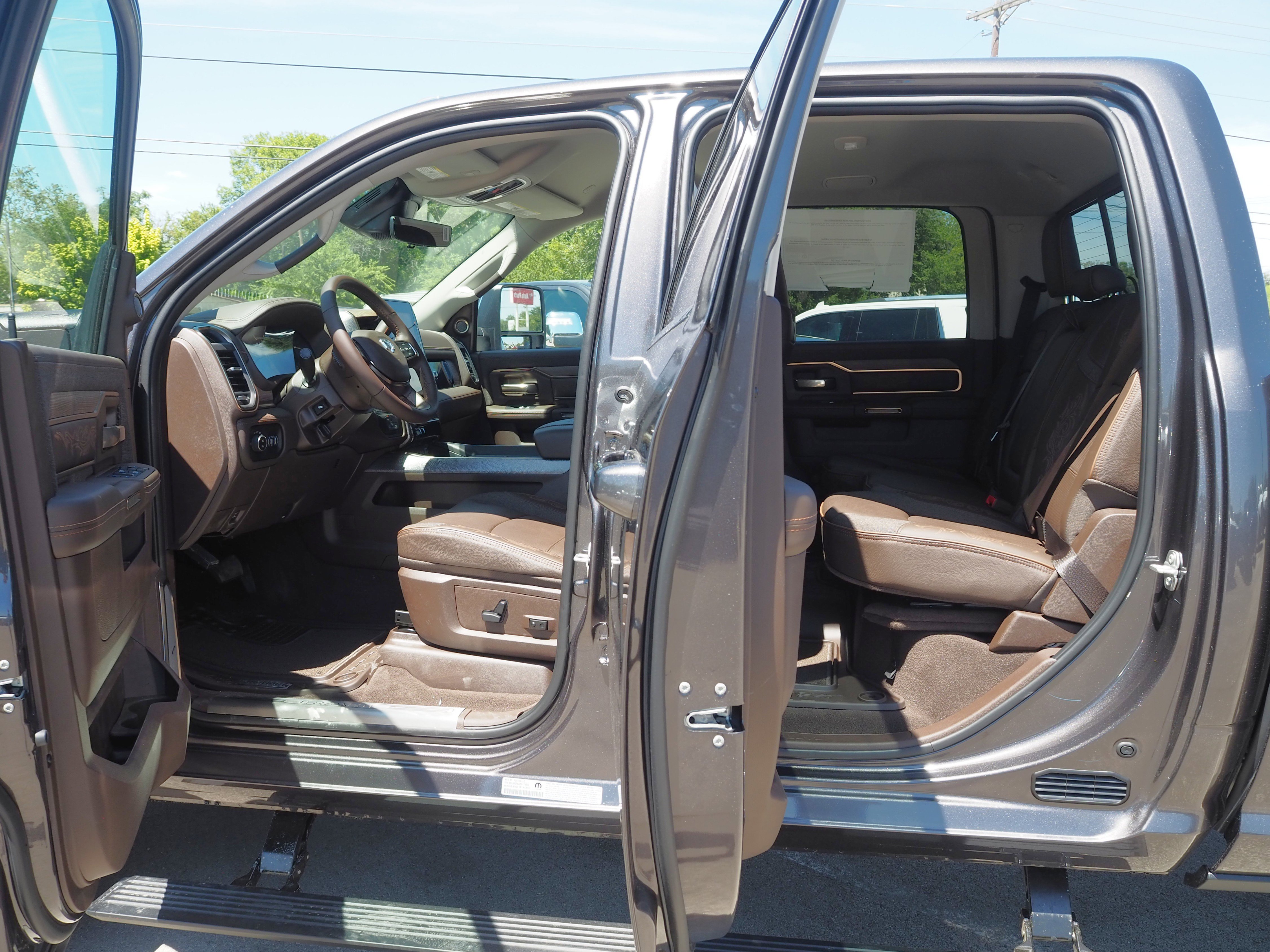 New 2026 RAM 3500 Longhorn image 11