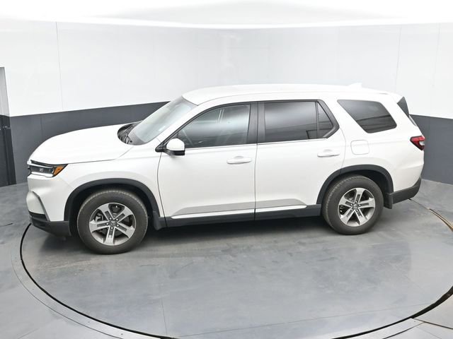 Used 2025 Honda Pilot EX-L image 22