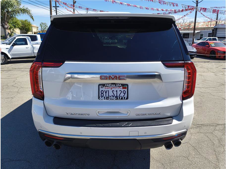 Used 2021 GMC Yukon Denali w/ LPO, Illumination Package image 11
