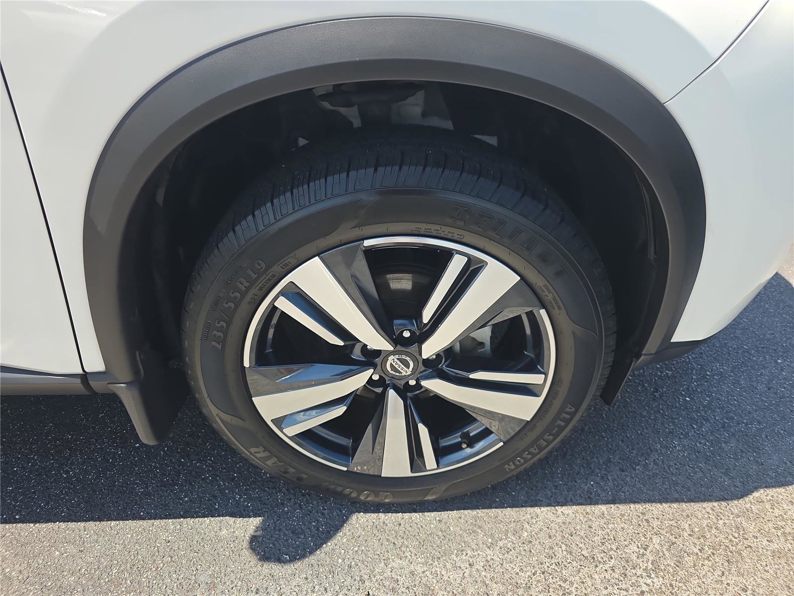 Used 2021 Nissan Rogue SL w/ Premium Package FWD image 30
