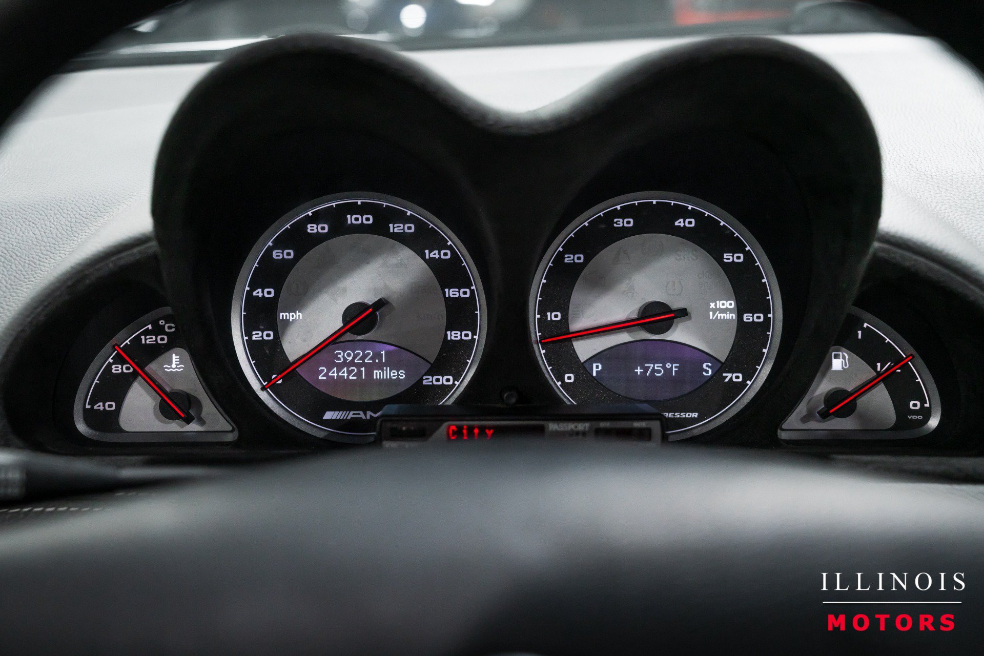 Used 2004 Mercedes-Benz SL 55 AMG image 22