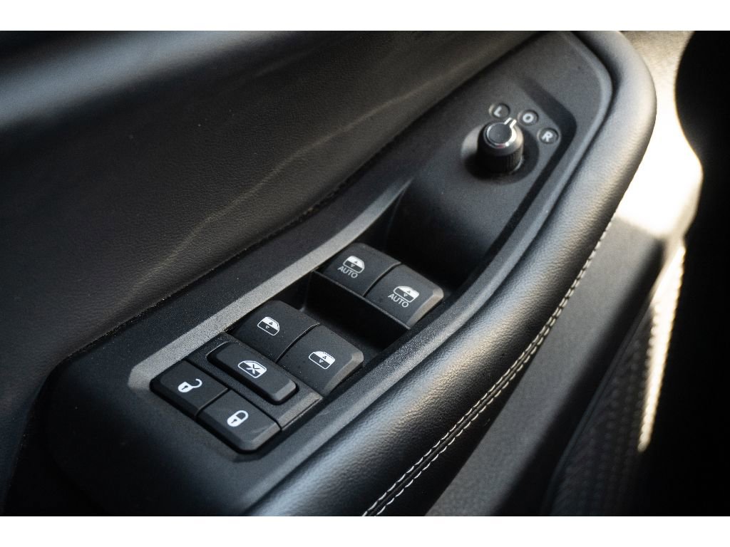 Used 2024 Jeep Grand Cherokee L Laredo image 31