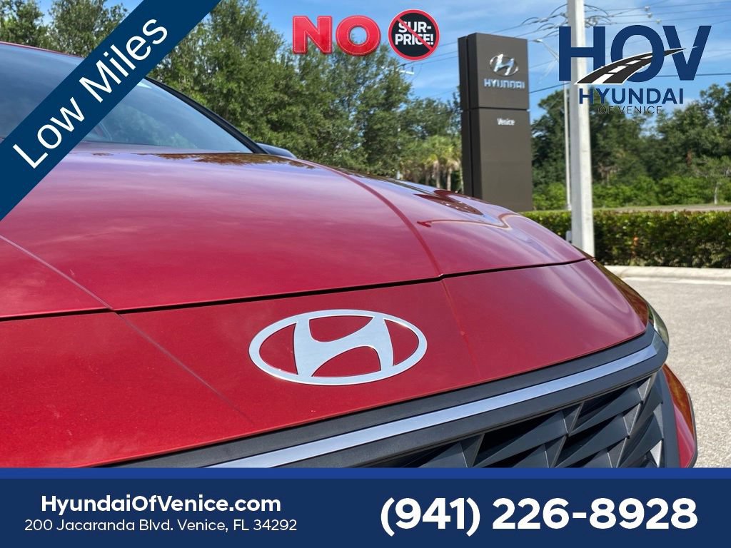 Certified 2025 Hyundai Elantra Sport FWD image 12