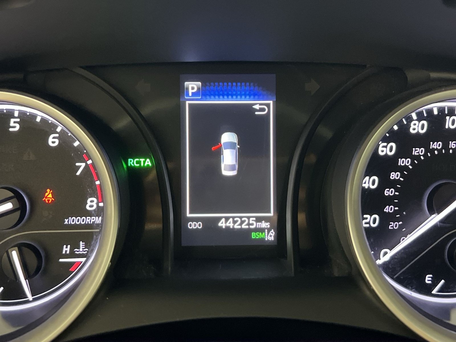 Used 2024 Toyota Camry LE w/ Convenience Package FWD image 15