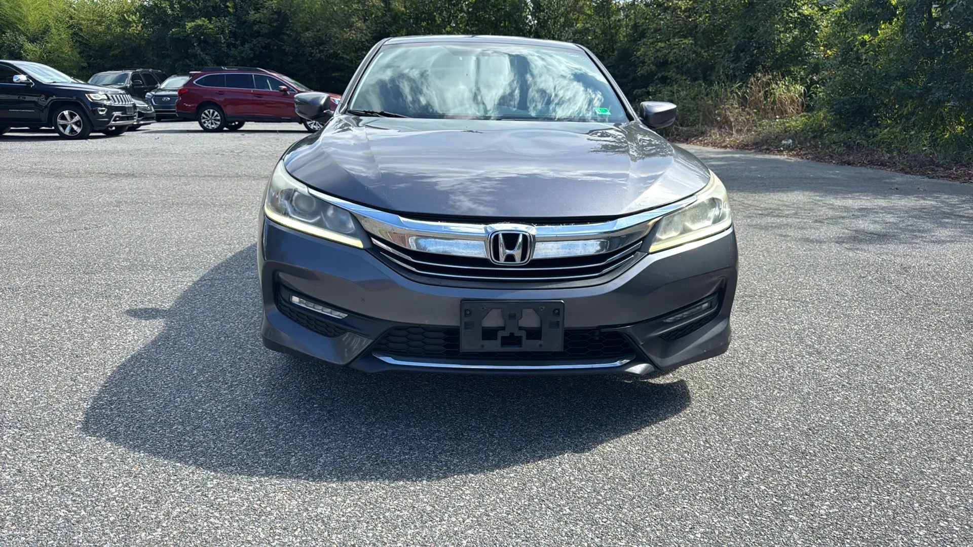 Used 2017 Honda Accord Sport image 2