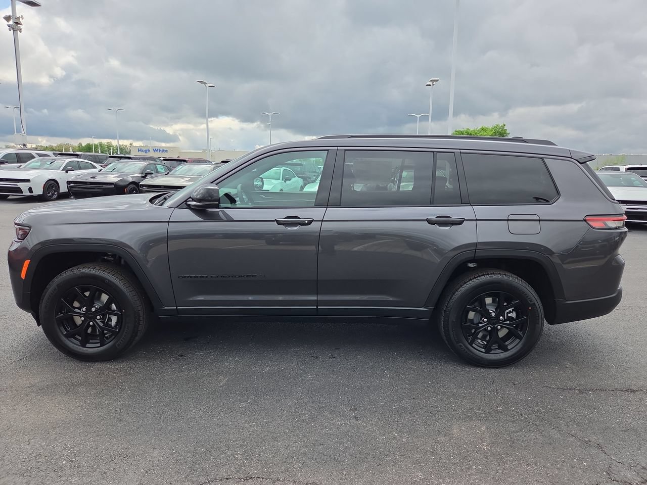 New 2026 Jeep Grand Cherokee L 4WD image 4