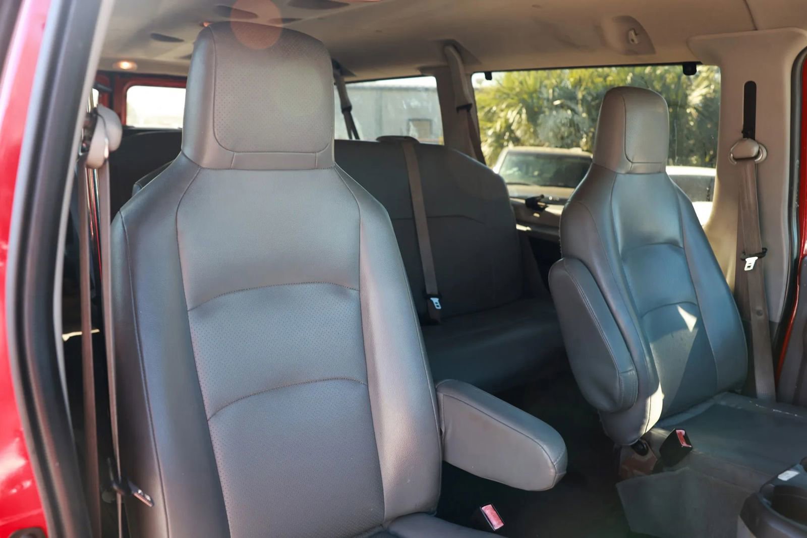 Used 2012 Ford E-350 and Econoline 350 XL image 20