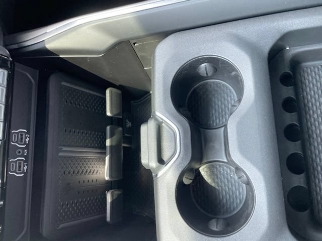 Used 2026 RAM 3500 Laramie AWD/4WD image 16