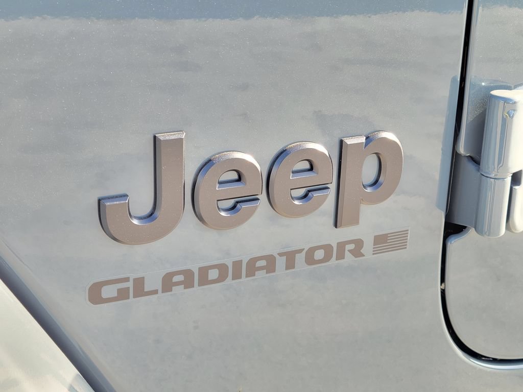 New 2026 Jeep Gladiator Sport AWD/4WD image 18