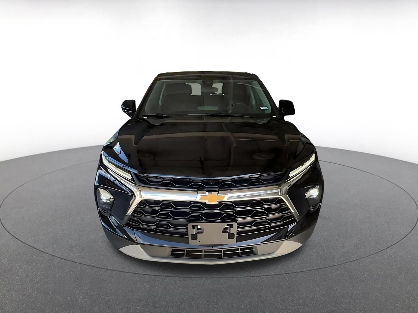 Used 2026 Chevrolet Blazer LT FWD image 4