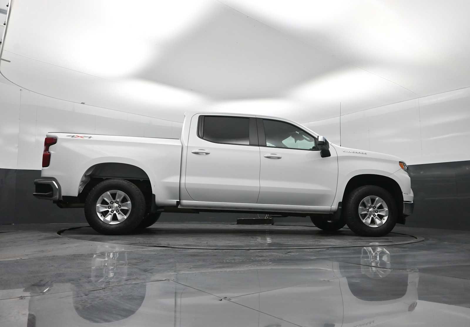Used 2023 Chevrolet Silverado 1500 LT w/ Work Truck Package image 25