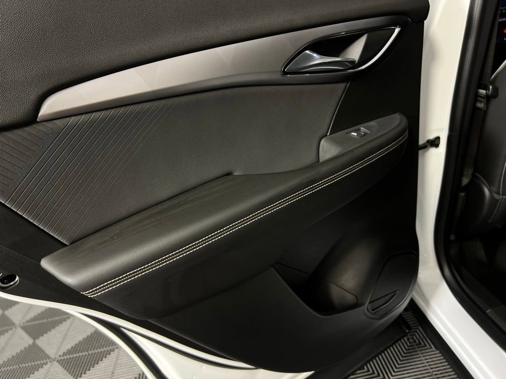 Used 2025 Buick Envision Sport Touring image 28