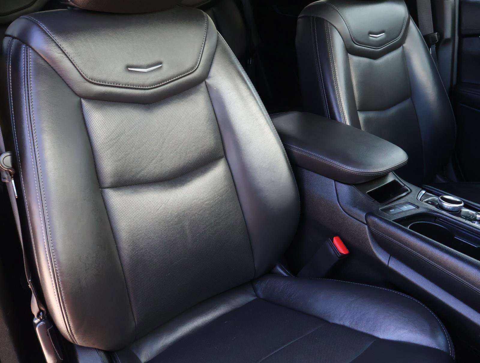 Used 2021 Cadillac XT5 Premium Luxury image 15