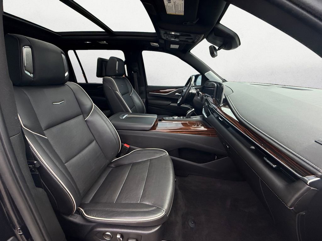 Used 2021 Cadillac Escalade ESV Premium Luxury w/ Driver Assist Tech Package AWD/4WD image 12