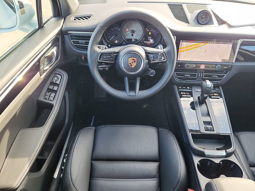 New 2026 Porsche Macan S image 10