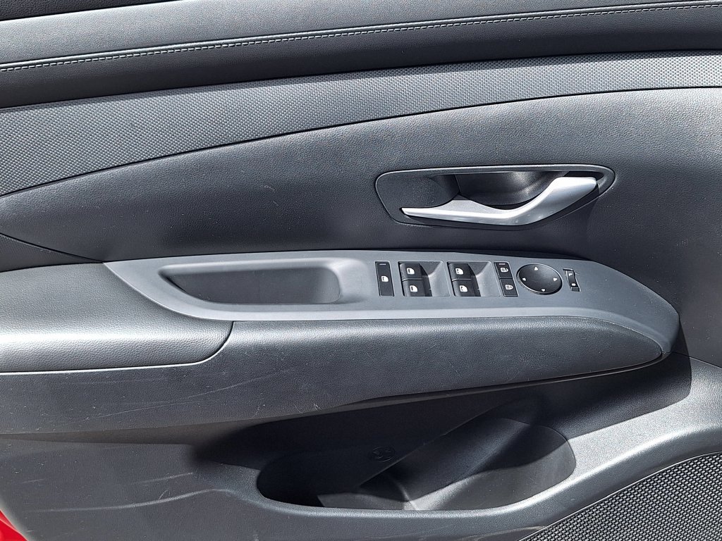 Certified 2026 Hyundai Tucson SEL Plus AWD/4WD image 9