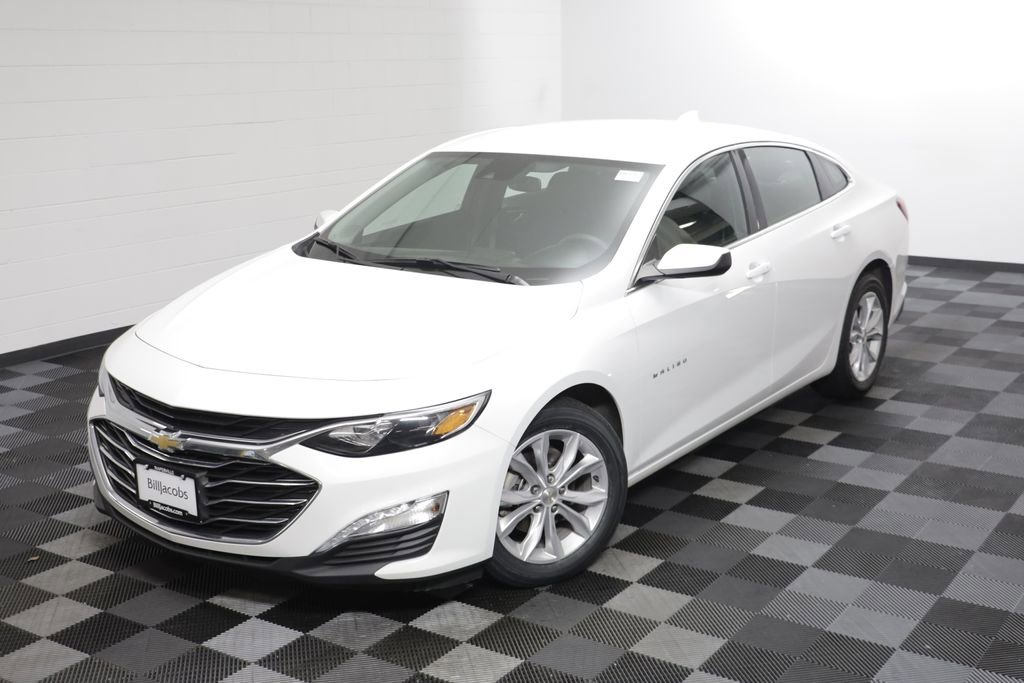 Used 2024 Chevrolet Malibu LT FWD image 2