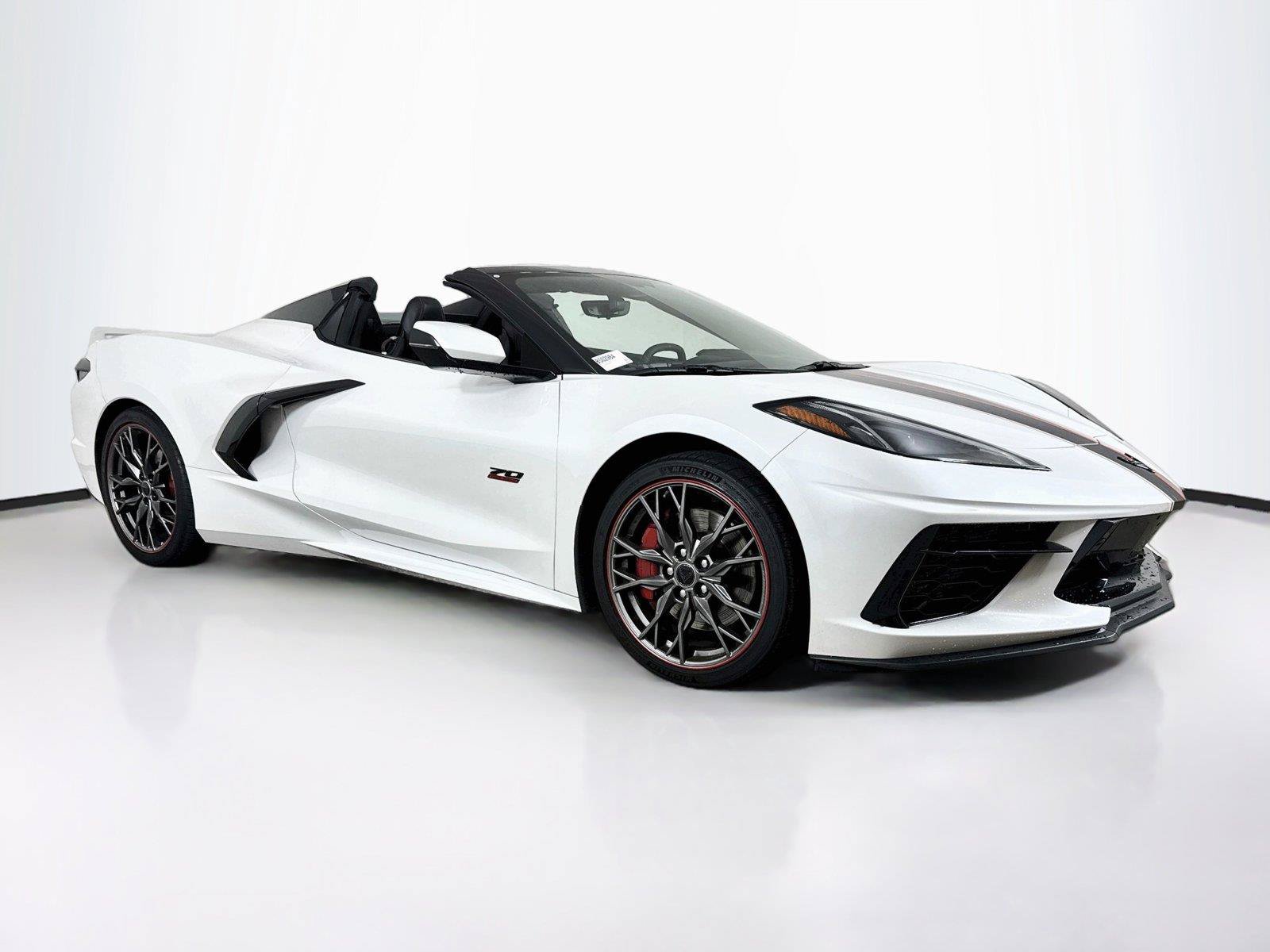 Used 2023 Chevrolet Corvette Stingray Premium Conv w/ Z51 Performance Package RWD image 7