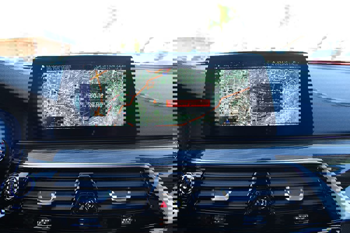 Used 2018 BMW 640i Gran Turismo xDrive image 35