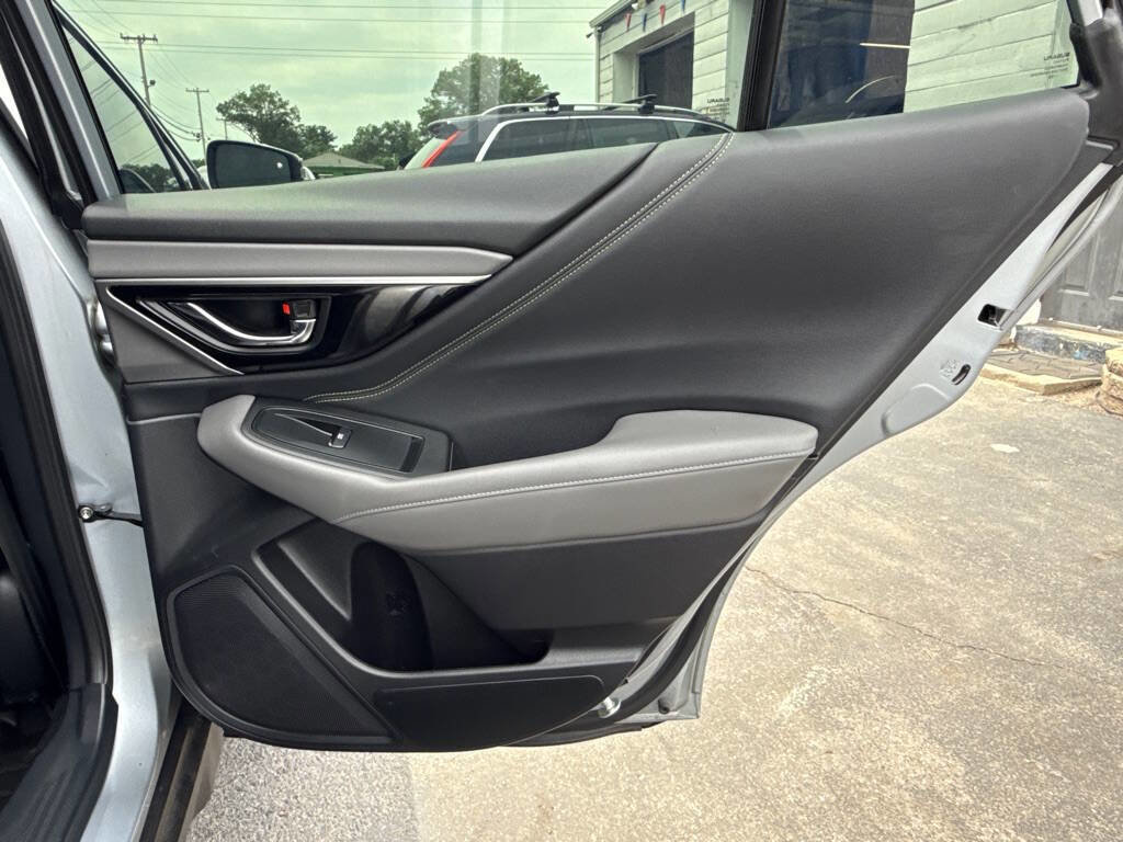 Used 2020 Subaru Outback Onyx Edition XT image 27