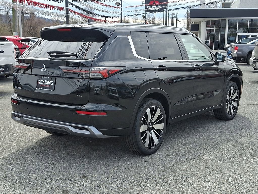 New 2026 Mitsubishi Outlander SEL AWD/4WD image 4
