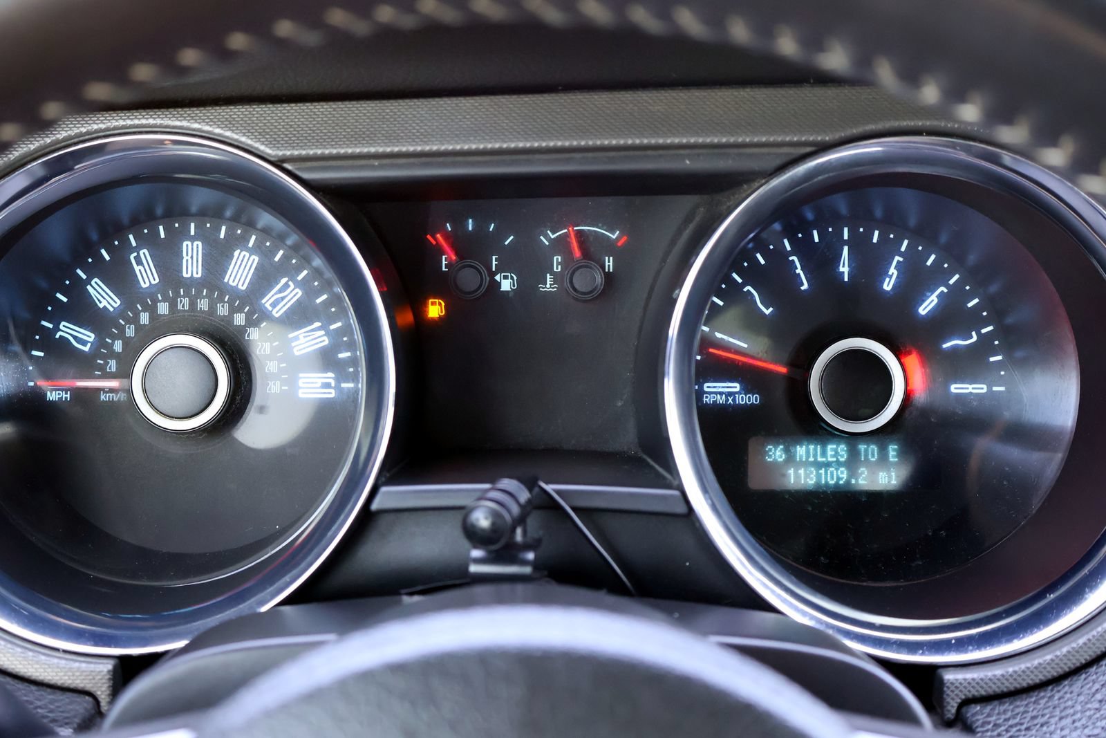 Used 2014 Ford Mustang Coupe RWD image 20