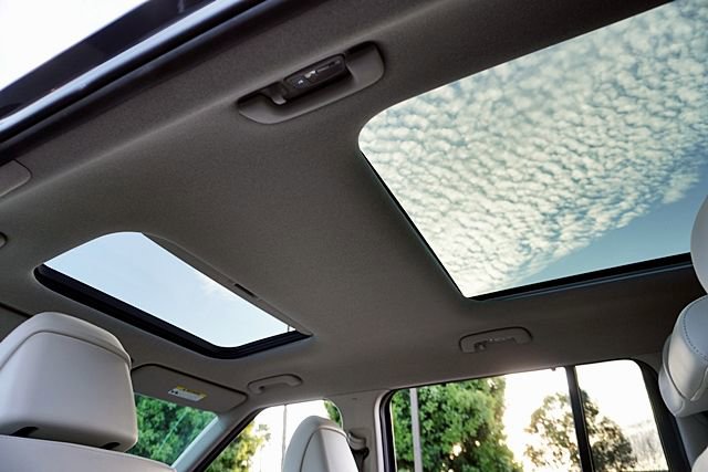 Certified 2024 Hyundai Santa Fe Limited image 17