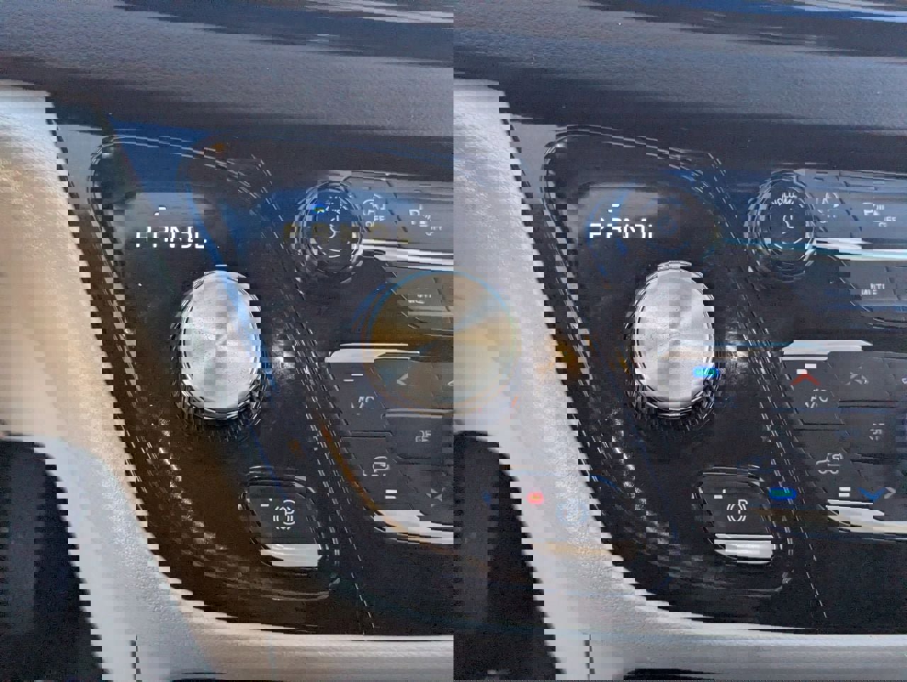 Used 2023 Chrysler Pacifica Touring-L FWD image 22