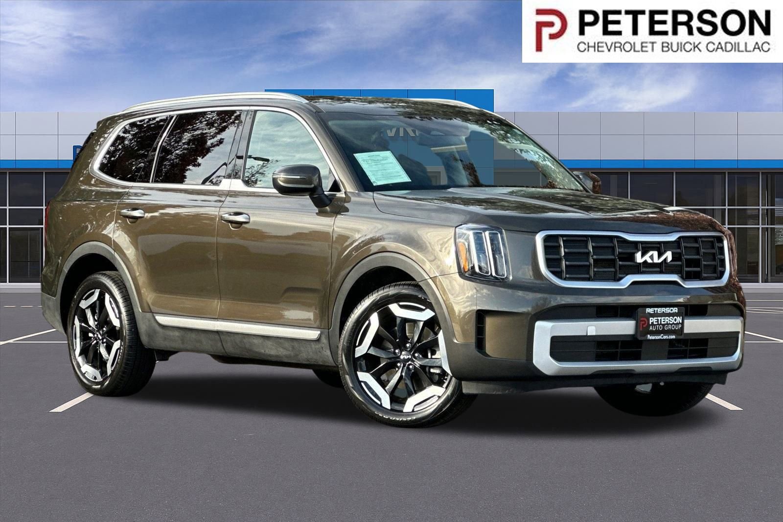 Used 2025 Kia Telluride S