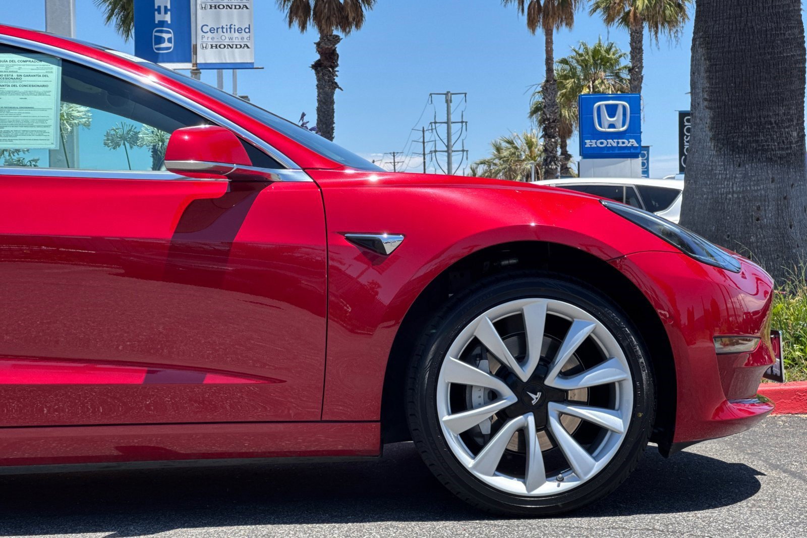 Used 2018 Tesla Model 3 Long Range RWD image 32