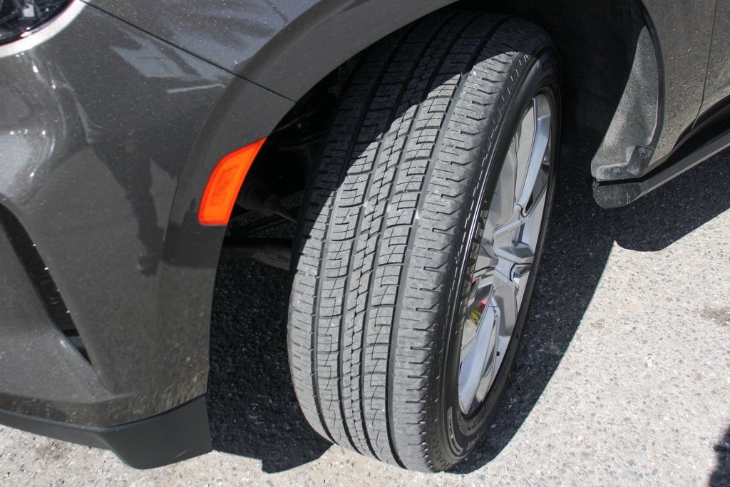 Used 2021 Chevrolet Suburban High Country w/ Premium Package image 51