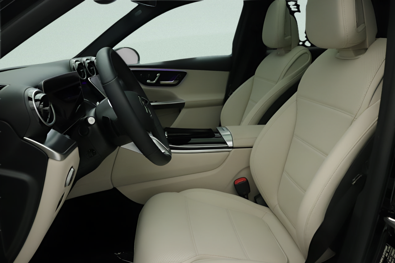 Used 2026 Mercedes-Benz GLC 300 image 30