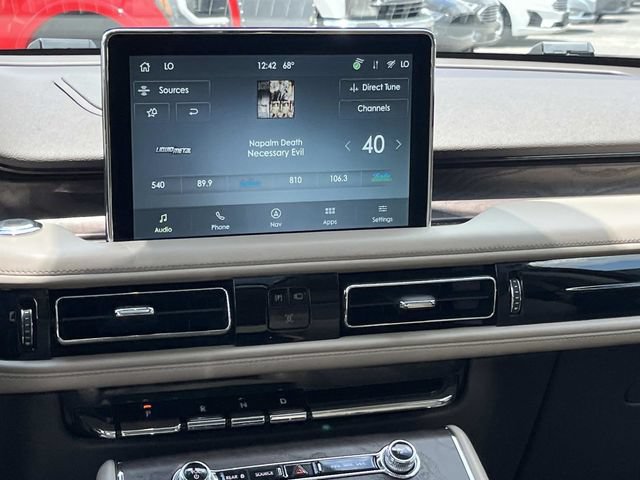 Used 2023 Lincoln Aviator Reserve w/ Equipment Group 201A AWD/4WD image 18