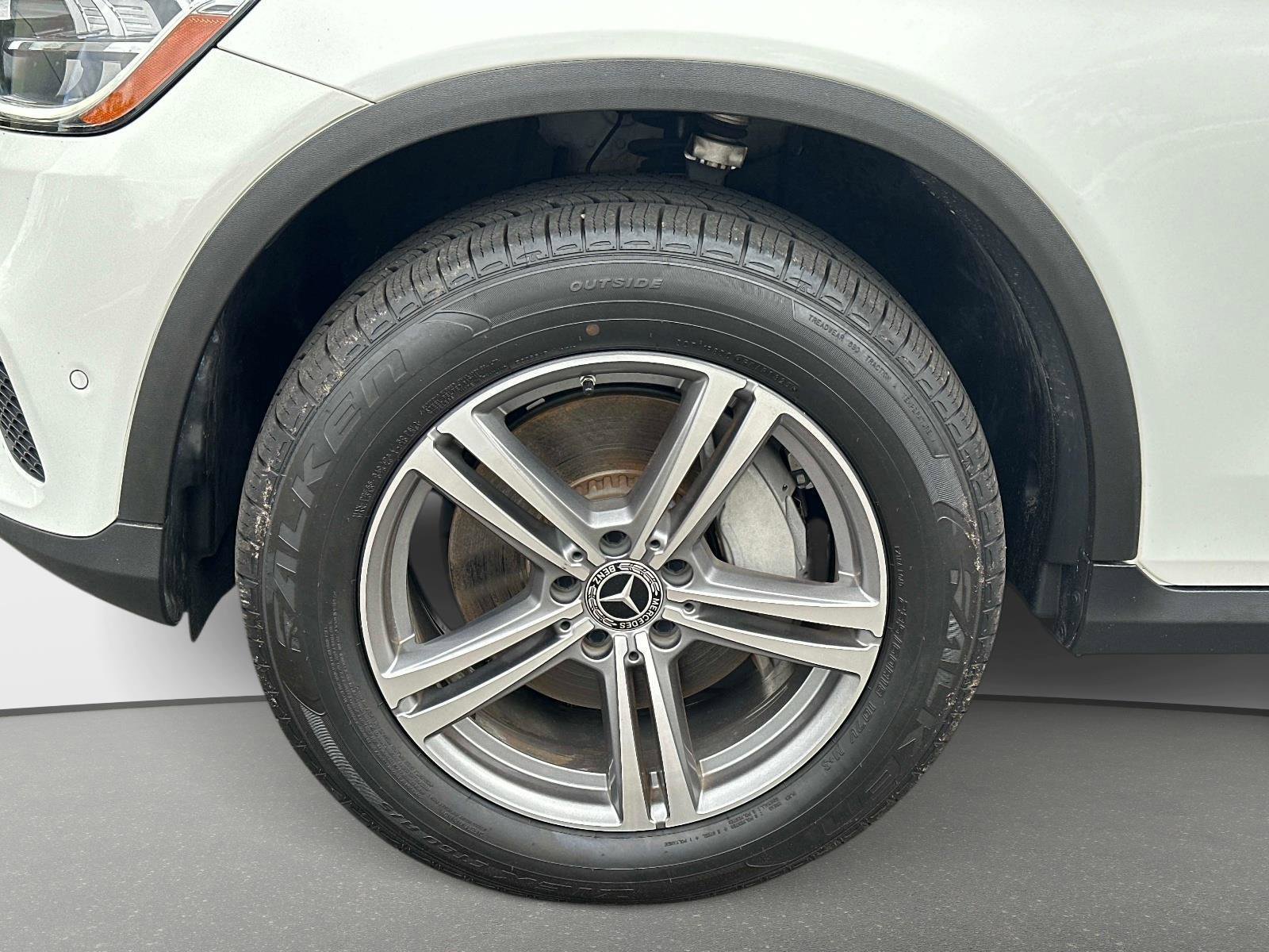 Used 2022 Mercedes-Benz GLC 300 image 11