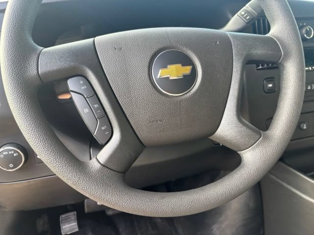 New 2026 Chevrolet Express 3500 LS w/ Chrome Appearance Package RWD image 23
