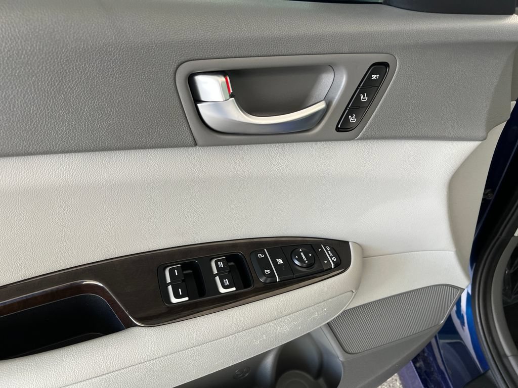 Used 2017 Kia Optima EX FWD image 14